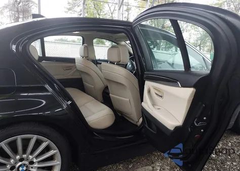 2013 BMW 535I xDrive z USA, uszkodzony, nr VIN WBAFU7C59DDU69274